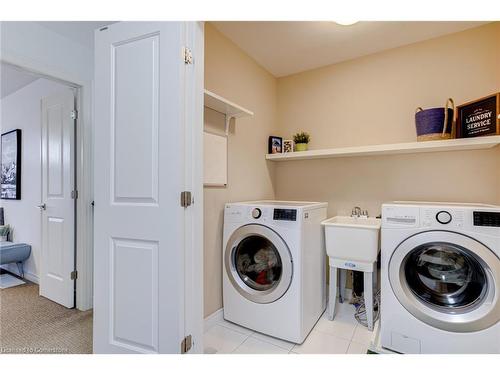 173 Westbank Trail, Stoney Creek, ON - Indoor Photo Showing Laundry Room