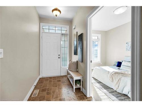 17-1041 Pine Street, Dunnville, ON - Indoor Photo Showing Bedroom