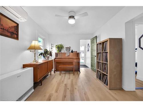 64 Argyle Avenue, Hamilton, ON - Indoor Photo Showing Other Room