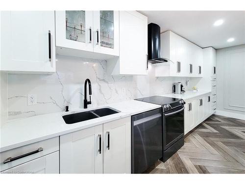 207-10 John Street, Grimsby, ON - Indoor Photo Showing Kitchen With Double Sink With Upgraded Kitchen