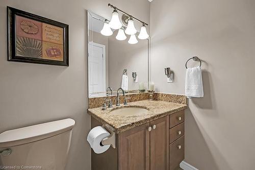 601-3000 Creekside Drive, Dundas, ON - Indoor Photo Showing Bathroom