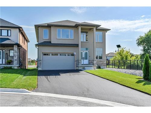 34 Hampshire Place, Stoney Creek, ON - Outdoor With Facade