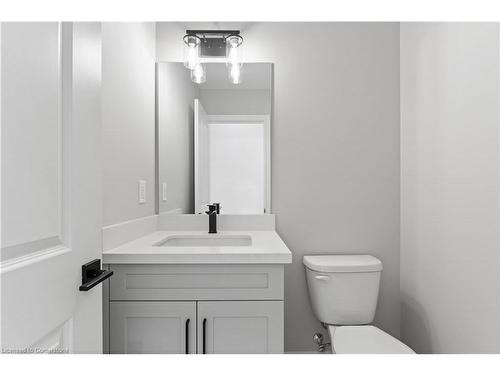 34 Hampshire Place, Stoney Creek, ON - Indoor Photo Showing Bathroom