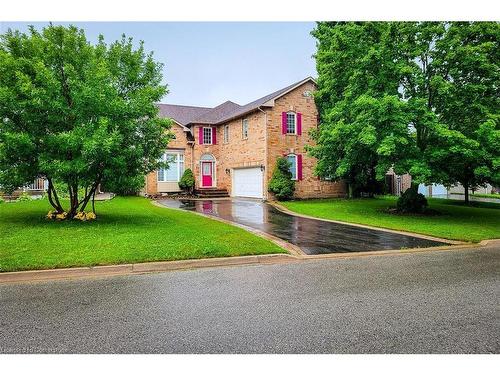 88 Cabriolet Crescent, Ancaster, ON - Outdoor