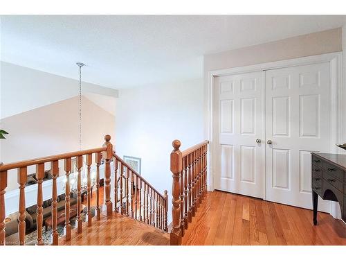 88 Cabriolet Crescent, Ancaster, ON - Indoor Photo Showing Other Room