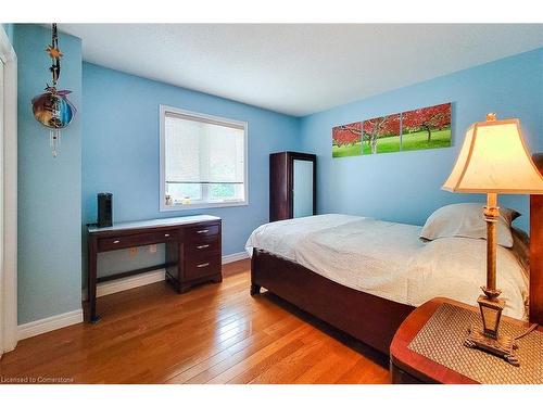 88 Cabriolet Crescent, Ancaster, ON - Indoor Photo Showing Bedroom