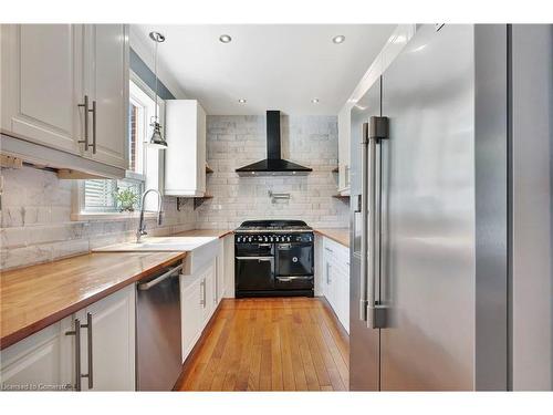 167 William Street, Brantford, ON - Indoor Photo Showing Kitchen With Upgraded Kitchen