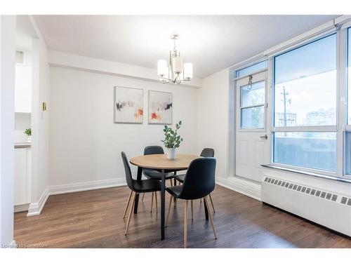 212-45 Southport Street, Toronto, ON - Indoor Photo Showing Dining Room