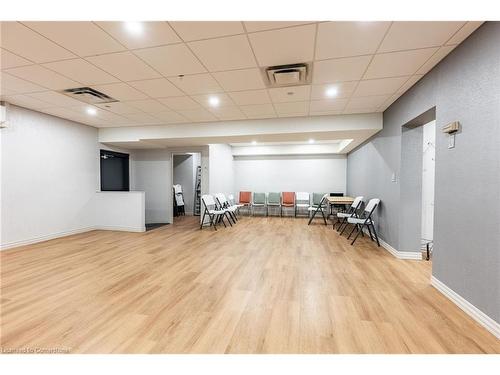 212-45 Southport Street, Toronto, ON - Indoor