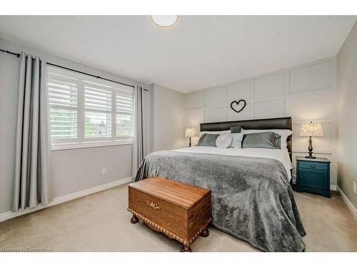 56 Napa Lane, Stoney Creek, ON - Indoor Photo Showing Bedroom