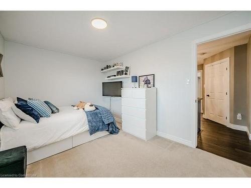 56 Napa Lane, Stoney Creek, ON - Indoor Photo Showing Bedroom