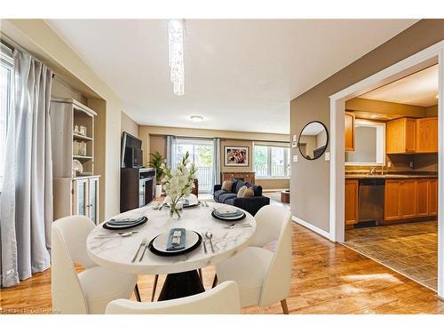 4-124 College Street, Smithville, ON - Indoor Photo Showing Dining Room