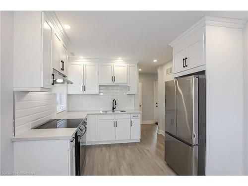 274 Margaret Avenue, Stoney Creek, ON - Indoor Photo Showing Kitchen