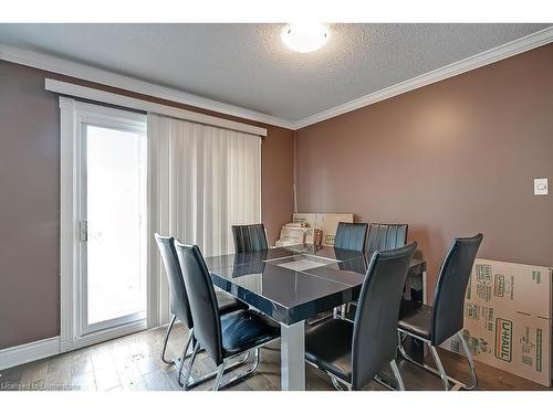 1326 Consort Crescent, Burlington, ON - Indoor Photo Showing Dining Room