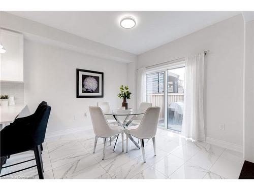 278 Fasken Court, Milton, ON - Indoor Photo Showing Dining Room