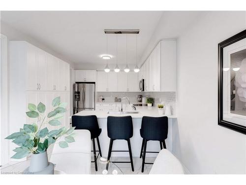 278 Fasken Court, Milton, ON - Indoor Photo Showing Kitchen