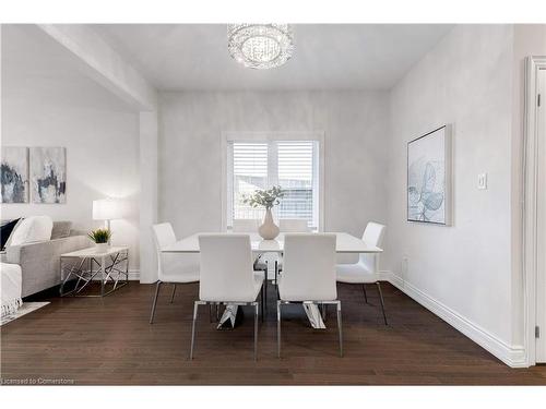 278 Fasken Court, Milton, ON - Indoor Photo Showing Dining Room