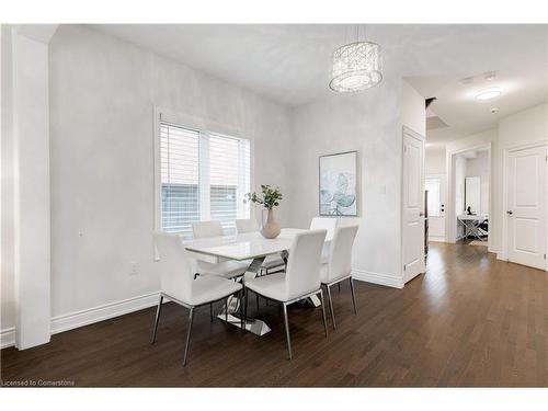 278 Fasken Court, Milton, ON - Indoor Photo Showing Dining Room