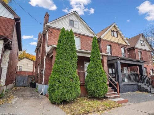 529 Wentworth Street N, Hamilton, ON - Outdoor With Facade