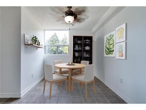 109-700 Dynes Road, Burlington, ON - Indoor Photo Showing Dining Room