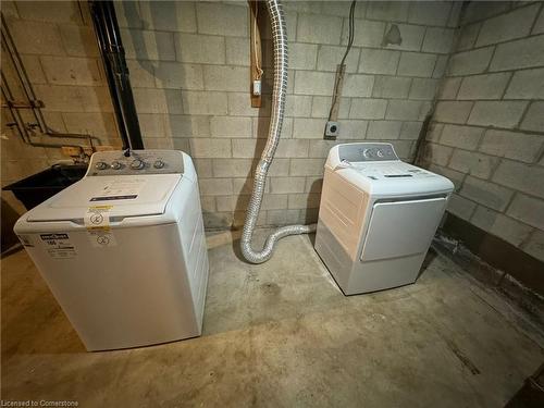 1-1208 Guelph Line, Burlington, ON - Indoor Photo Showing Laundry Room