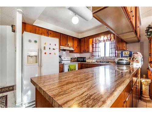 1295 Cannon Street E, Hamilton, ON - Indoor Photo Showing Kitchen