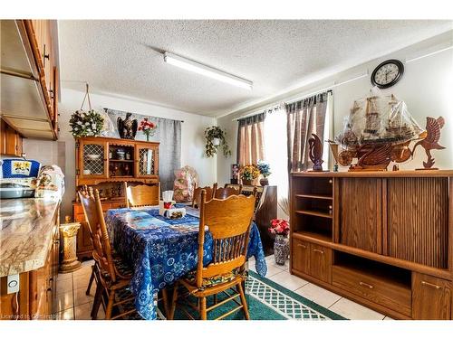 1295 Cannon Street E, Hamilton, ON - Indoor Photo Showing Dining Room