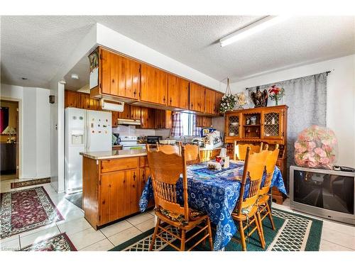 1295 Cannon Street E, Hamilton, ON - Indoor Photo Showing Kitchen