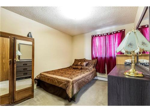 1295 Cannon Street E, Hamilton, ON - Indoor Photo Showing Bedroom