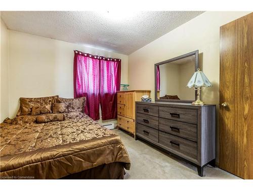 1295 Cannon Street E, Hamilton, ON - Indoor Photo Showing Bedroom