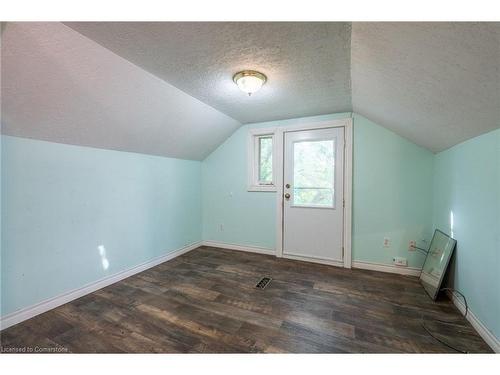 26 Huron Street, Hamilton, ON - Indoor Photo Showing Other Room