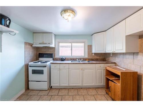 26 Huron Street, Hamilton, ON - Indoor Photo Showing Kitchen With Double Sink