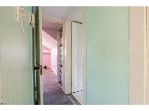 26 Huron Street, Hamilton, ON - Indoor Photo Showing Bathroom