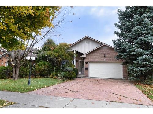 282 Winterberry Drive, Stoney Creek, ON - Outdoor