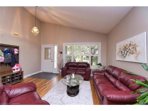 282 Winterberry Drive, Stoney Creek, ON - Indoor Photo Showing Living Room