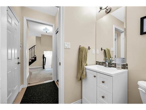 12 Matteo Trail, Hamilton, ON - Indoor Photo Showing Bathroom