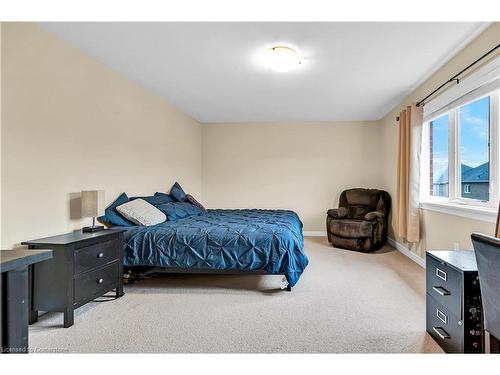 12 Matteo Trail, Hamilton, ON - Indoor Photo Showing Bedroom