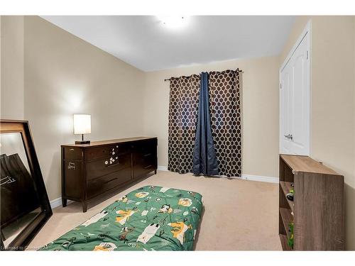 12 Matteo Trail, Hamilton, ON - Indoor Photo Showing Bedroom