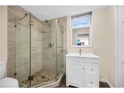 12 Matteo Trail, Hamilton, ON - Indoor Photo Showing Bathroom