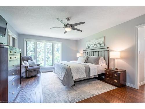 18 Westie Road, Brantford, ON - Indoor Photo Showing Bedroom