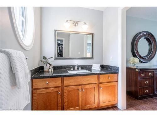 18 Westie Road, Brantford, ON - Indoor Photo Showing Bathroom