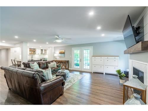 18 Westie Road, Brantford, ON - Indoor Photo Showing Living Room With Fireplace