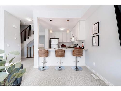 9 Lakewalk Drive, Stoney Creek, ON - Indoor Photo Showing Kitchen