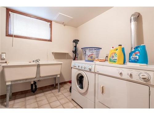 182 West 23Rd Street, Hamilton, ON - Indoor Photo Showing Laundry Room