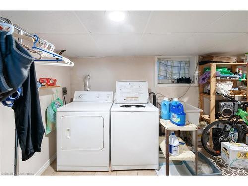 2284 Fraser Avenue, Windsor, ON - Indoor Photo Showing Laundry Room