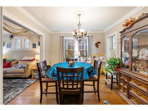 2284 Fraser Avenue, Windsor, ON - Indoor Photo Showing Dining Room