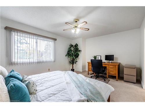 56-3050 Orleans Road, Mississauga, ON - Indoor Photo Showing Bedroom