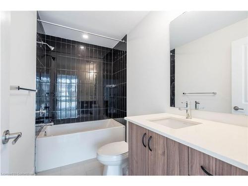 13 - Ll-2273 Turnberry Road, Burlington, ON - Indoor Photo Showing Bathroom