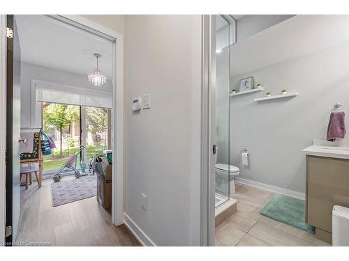 4 Wilings Lane, Ancaster, ON - Indoor Photo Showing Bathroom