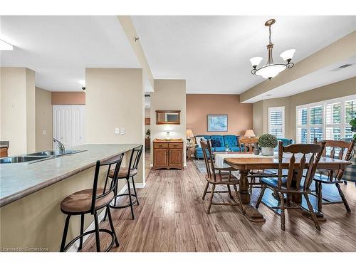 212-317 Lock Street W, Dunnville, ON - Indoor Photo Showing Dining Room